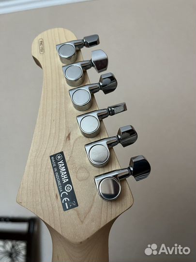 Электро гитара yamaha pacifica 112J