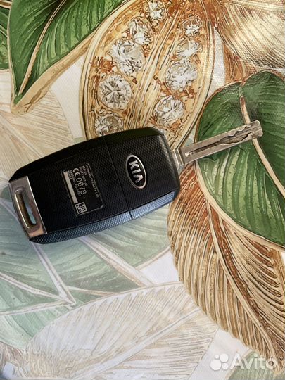 Ключ от кия с чипом оригинальный