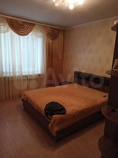 2-к. квартира, 55 м², 1/9 эт.