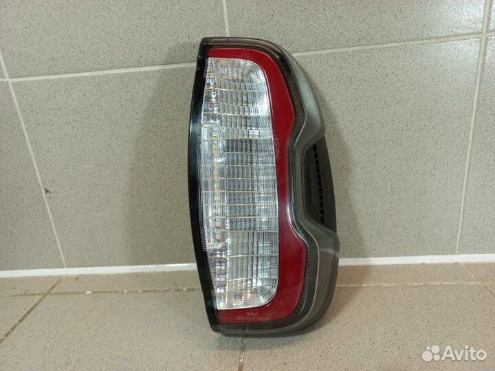 Фонарь задний правый LADA Niva Travel