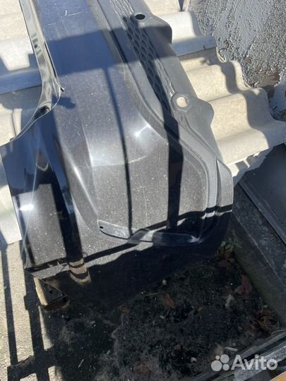 Бампер на LADA vesta в цвет