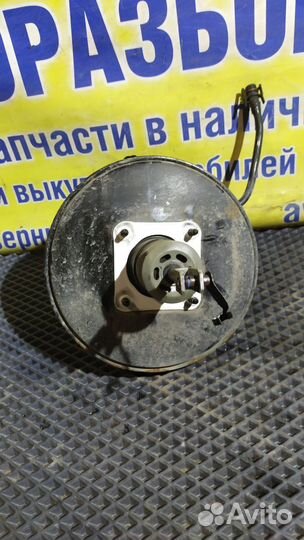 Вакуумник тормозной Renault Logan