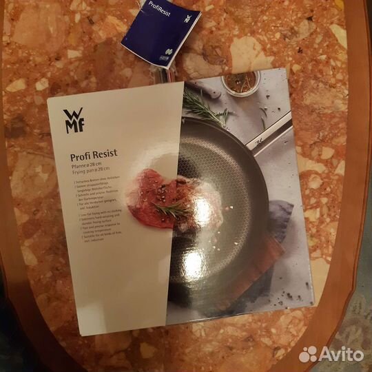 Сковорода WMF Profi Resist D28