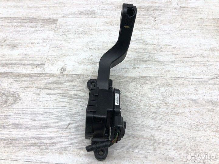 Педаль газа Kia Sportage кроссовер G4FD GDI 2015