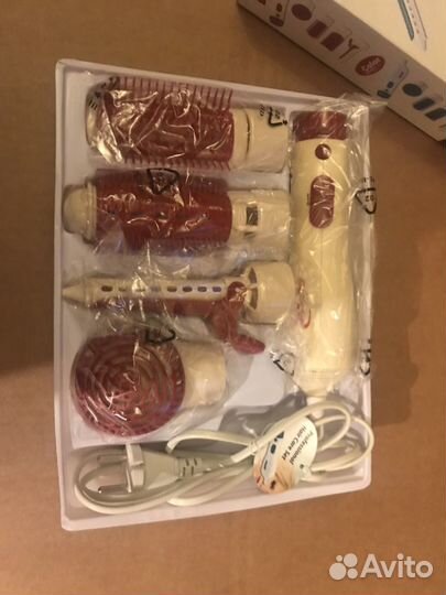 Фен для укладки волос с насадками