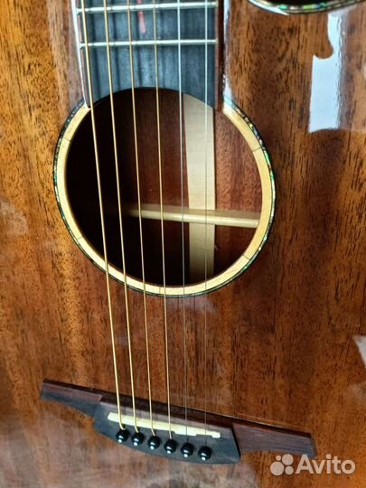 Гитара полномассивная