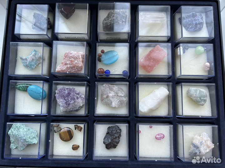 Камни и минералы коллекция