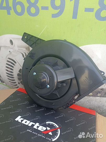 Skoda fabia 2009г моторчик печки