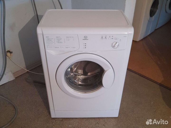 Индезит 5кг глубина 45см Рабочий Гарантия