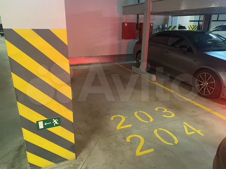 Машиноместо, 15 м²