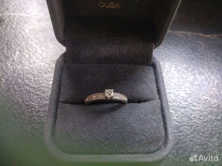 Кольцо с бриллиантами