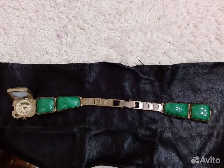 Часы женские с браслетом СССР малахит Чайка
