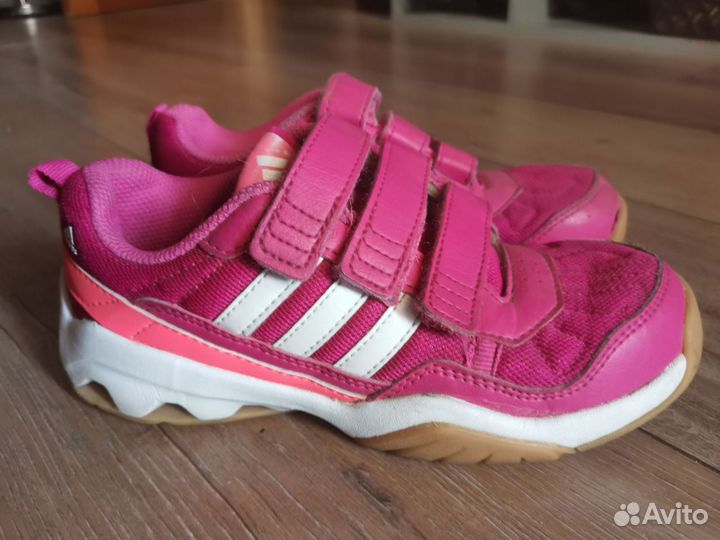 Кроссовки Adidas 33