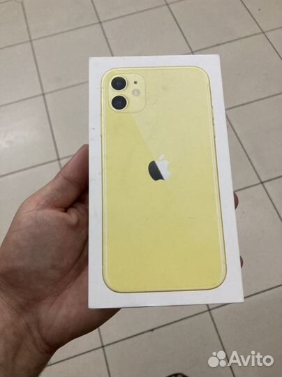 Коробка от iPhone 11