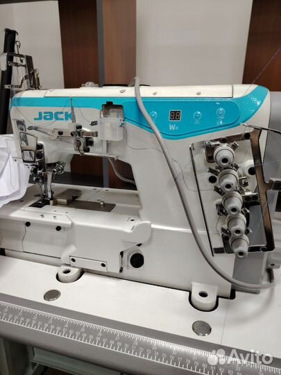 Швейная машина плоскошовка