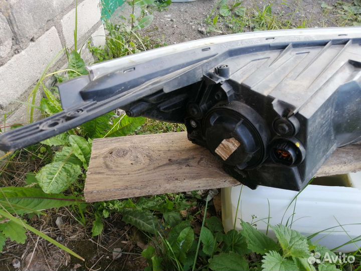 Фара левая kia rio 3