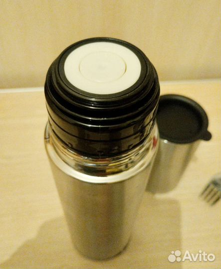 Набор походный - термос, кружки, приборы