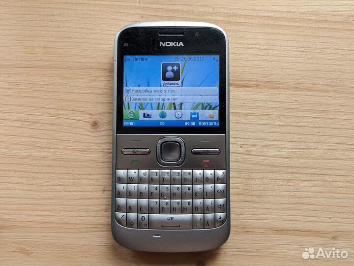Nokia E5, 512 МБ