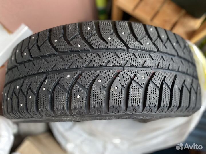 Firestone Ice Cruiser 7 205/55 R16