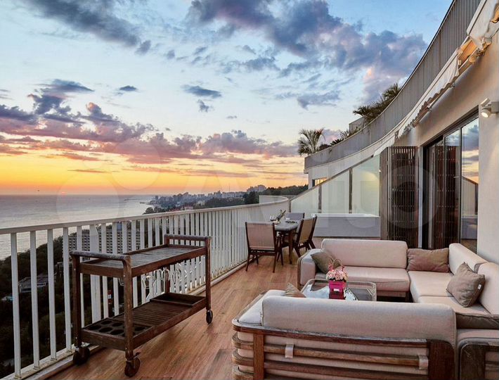 4-к. квартира, 140 м², 25/27 эт.