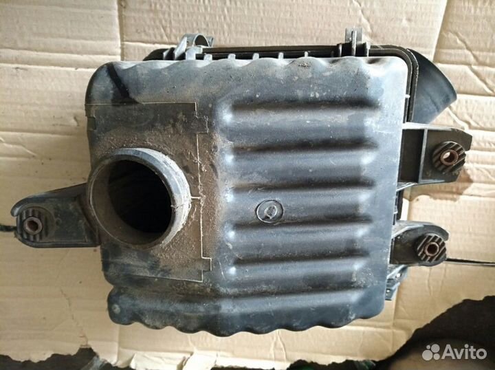 Корпус воздушного фильтра Ланос