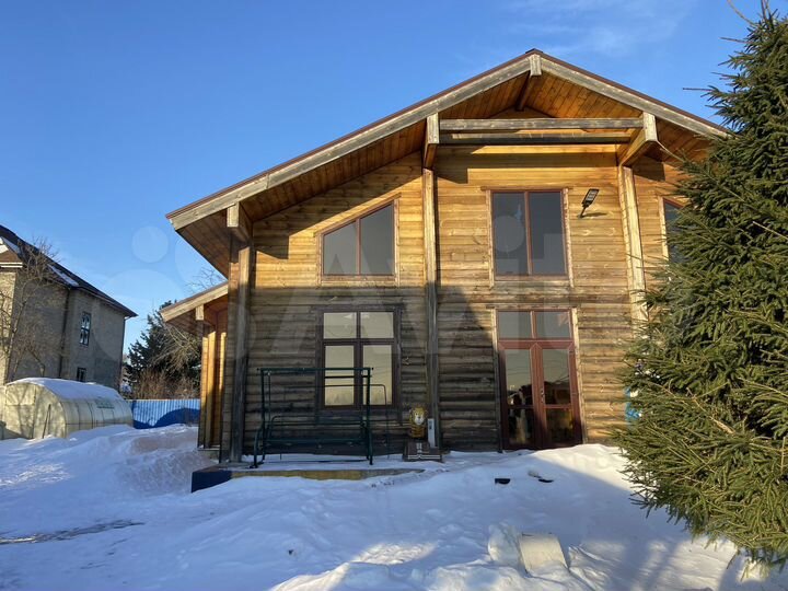 Дом 196 м² на участке 13 сот.