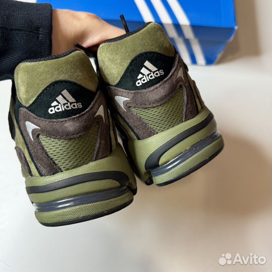 Кроссовки Adidas Originals Response CL