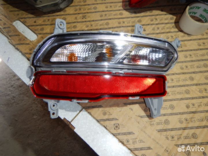 Фонарь левый в бампер Kia Sportage 4 рестайл
