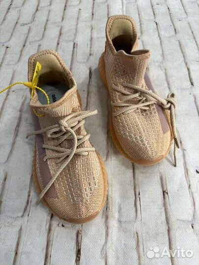 Кроссовки Adidas Yezzy