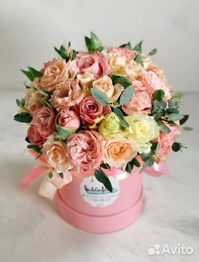 Цветы в коробке. Доставка съедобных букетов