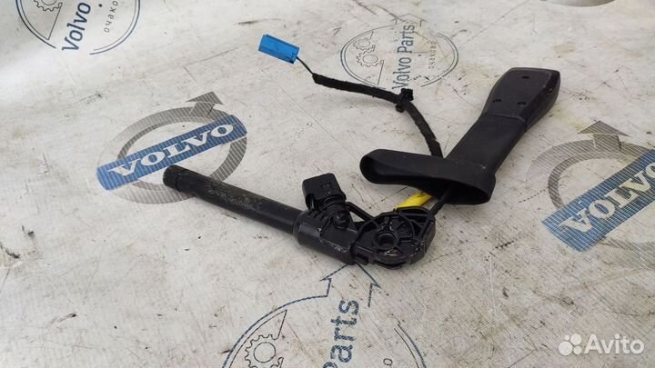 Преднатяжитель ремня безопасности Volvo S60 II (20