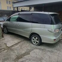 Toyota Estima 2.4 CVT, 2002, 250 000 км, с пробегом, цена 450 000 руб.