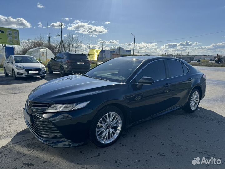 Toyota Camry 2.5 AT, 2019, 50 000 км