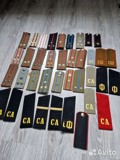 Погоны,нашивки,петлицы