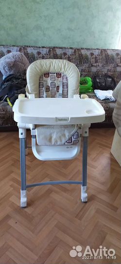 Стул для кормления