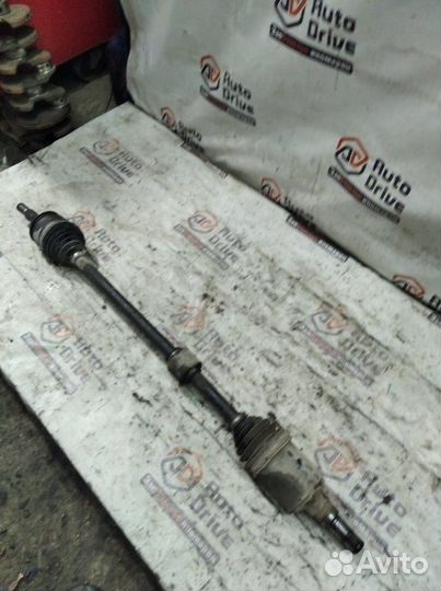 Привод (полуось) передний правый Chevrolet Cruze