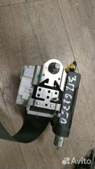 Ремень безопасности задний правый Mercedes Gl 320