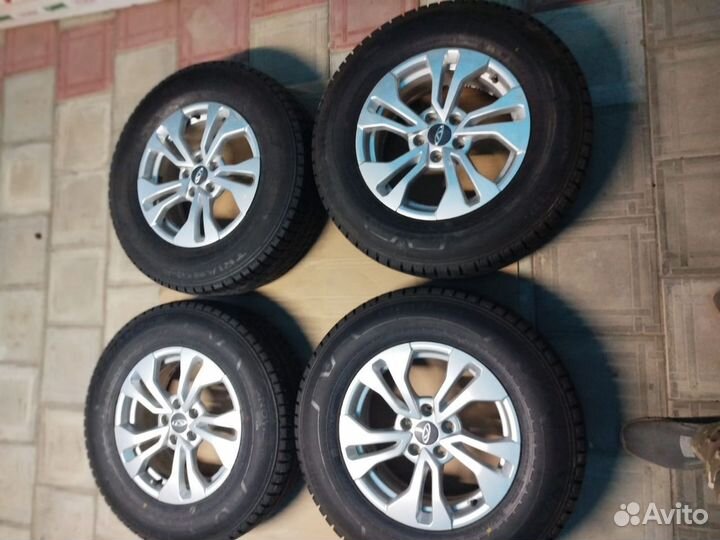 Triangle Snowlink PL02 215/75 R16C
