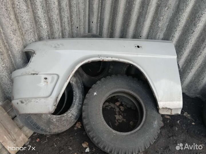 Левое крыло. Волга 31029