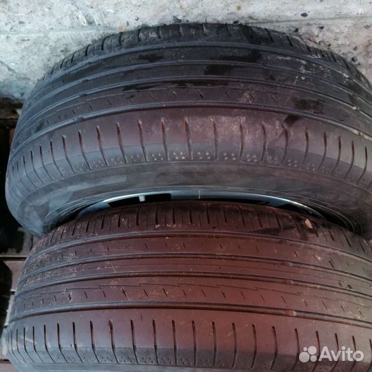 Yokohama BluEarth AE50 215/65 R17 99