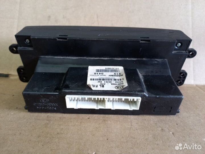 Блок управления климат-контролем Kia Sorento 2009