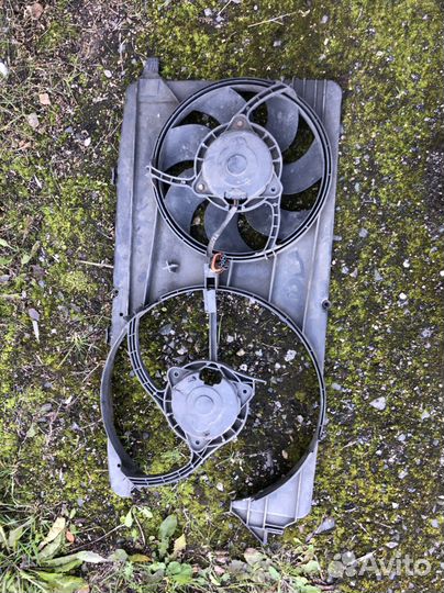 Вентилятор радиатора Ford Transit TT9 2.2