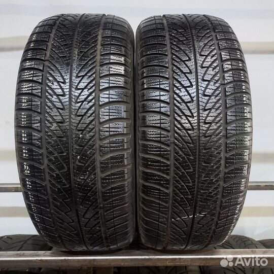 Goodyear UltraGrip 8 Performance 245/45 R17