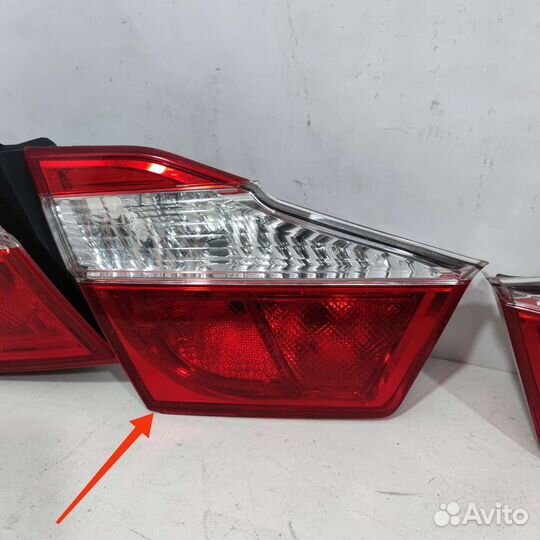 Фонари Toyota Camry XV50 задние в крышку