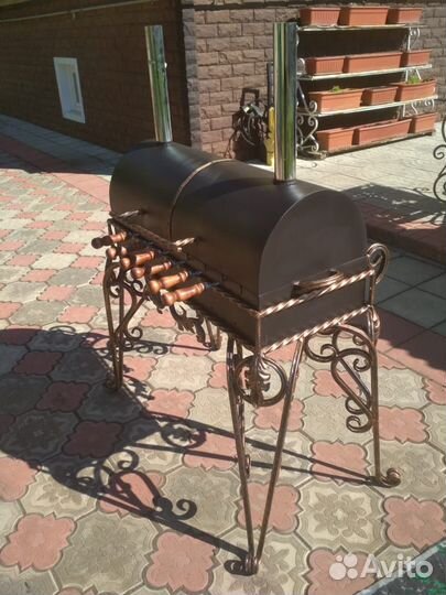 Мангал с крышей