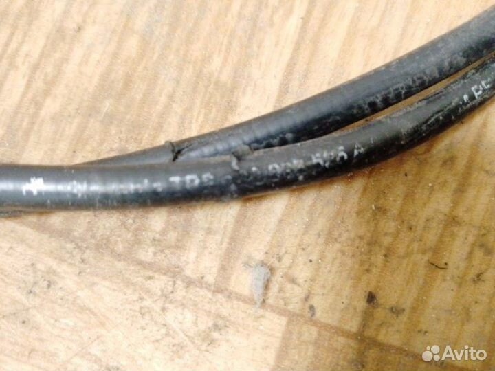 Трос открывания капота Skoda Octavia (A5 1Z)