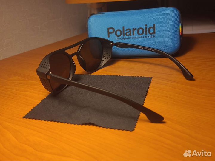 Очки солнцезащитные синие