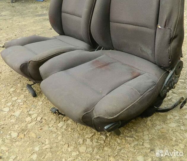 Сиденье переднее Audi 80 B3