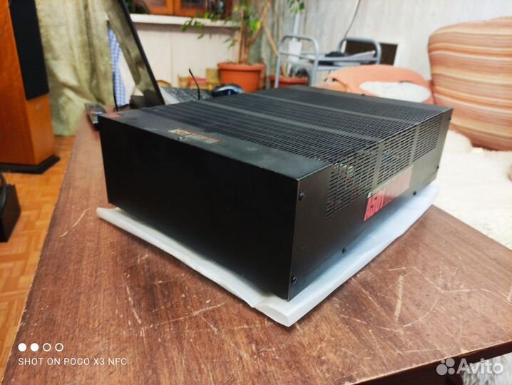 Hi-End усилитель мощности Luxman/Luxkit A501 Золот