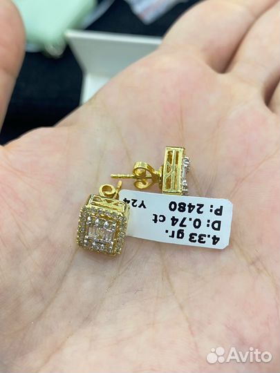 Золотые серьги гвоздики